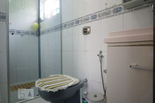 Banheiro da Suíte de casa à venda com 3 quartos, 154m² em Chácara Cruzeiro do Sul, São Paulo
