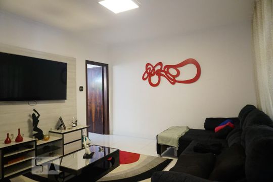Casa à venda com 3 quartos, 154m² em Chácara Cruzeiro do Sul, São Paulo