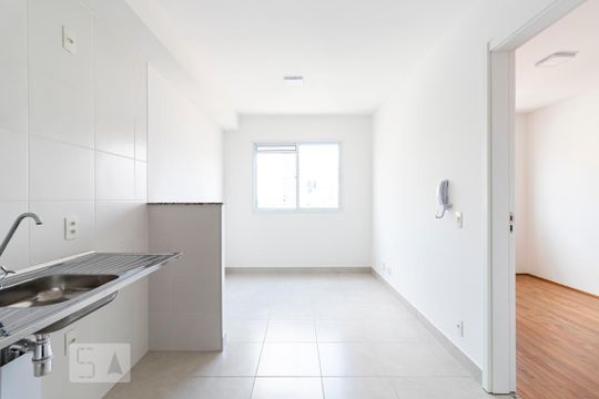 Apartamento para alugar com 1 quarto, 26m² em Cambuci, São Paulo
