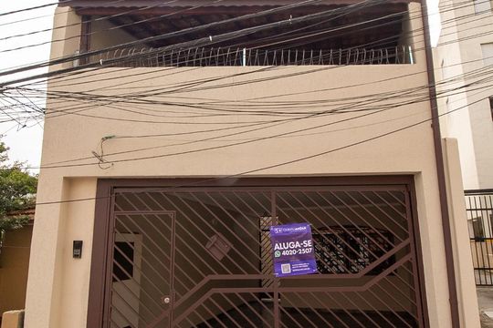 Fachada de casa à venda com 3 quartos, 130m² em Vila Ema, São Paulo