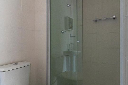 Banheiro da Suíte de apartamento para alugar com 1 quarto, 26m² em Cambuci, São Paulo