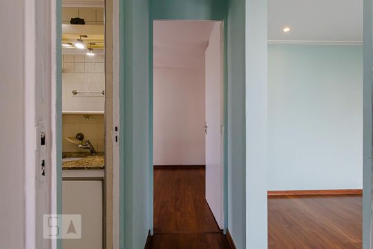 Corredor de apartamento à venda com 2 quartos, 52m² em Jardim Vergueiro, São Paulo