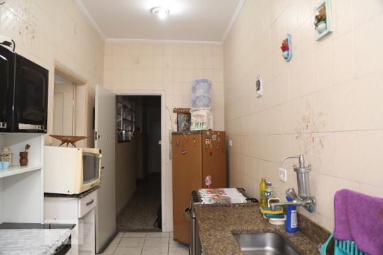 Cozinha de kitnet/studio para alugar com 1 quarto, 35m² em Guilhermina, Praia Grande
