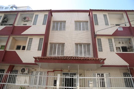 Fachada de kitnet/studio para alugar com 1 quarto, 35m² em Guilhermina, Praia Grande