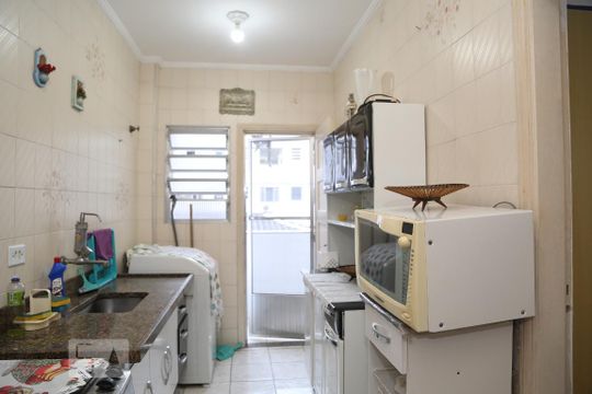 Cozinha - Armárioscozin de kitnet/studio para alugar com 1 quarto, 35m² em Guilhermina, Praia Grande