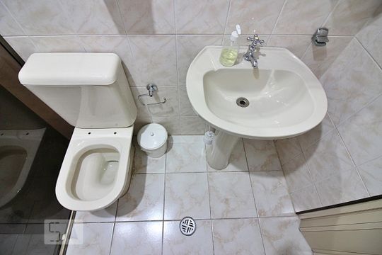 Banheiro do Quarto 1 - Suíte de casa à venda com 3 quartos, 200m² em Independência, São Bernardo do Campo