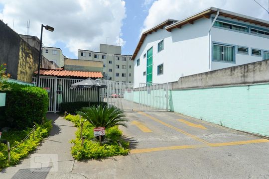 Fachada do Condomínio de apartamento para alugar com 2 quartos, 49m² em Jardim Silvestre, Guarulhos