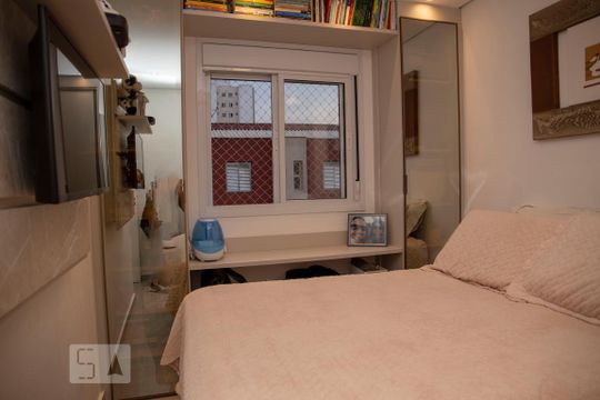 Apartamento à venda com 2 quartos, 49m² em Campanário, Diadema