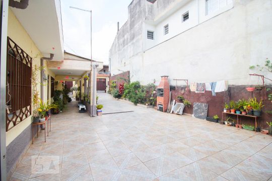 Quintal de casa à venda com 3 quartos, 100m² em Jardim Pedro José Nunes, São Paulo