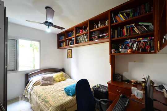 Quarto 1 de apartamento à venda com 5 quartos, 139m² em Vila Clementino, São Paulo