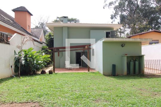 Fachada fundos da casa de casa para alugar com 5 quartos, 300m² em Jardim Marajoara, São Paulo