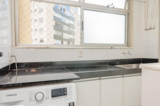 Área de Serviço de apartamento à venda com 3 quartos, 126m² em Vila da Serra, Nova Lima