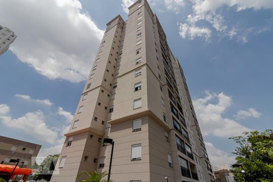 Fachada do Bloco de apartamento para alugar com 2 quartos, 73m² em Cambuci, São Paulo