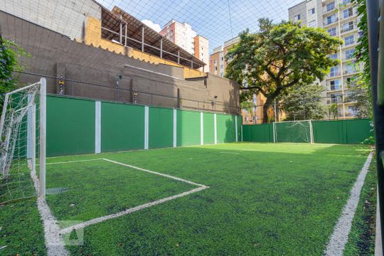 Quadra  de apartamento para alugar com 2 quartos, 73m² em Cambuci, São Paulo