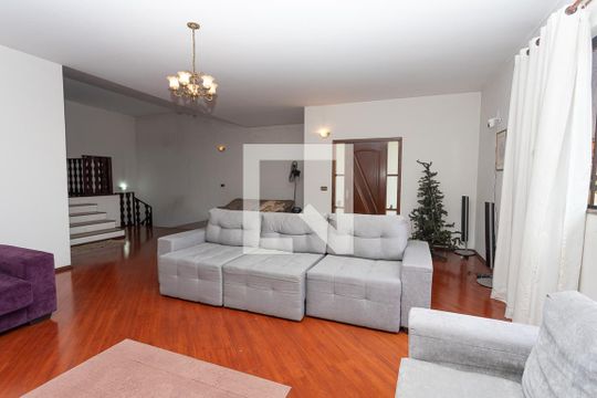 Sala de casa à venda com 3 quartos, 400m² em Centro, Diadema