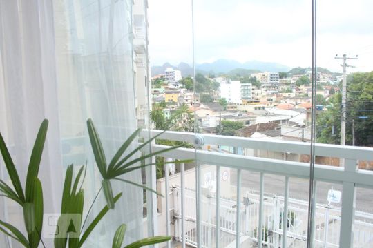 Varanda de apartamento à venda com 2 quartos, 100m² em Bangu, Rio de Janeiro