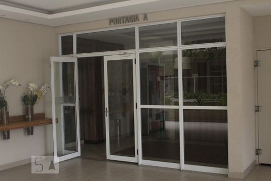 Fachada do bloco de apartamento à venda com 2 quartos, 100m² em Bangu, Rio de Janeiro