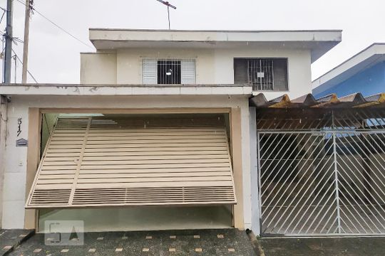 Fachada de casa à venda com 3 quartos, 200m² em Vila do Encontro, São Paulo