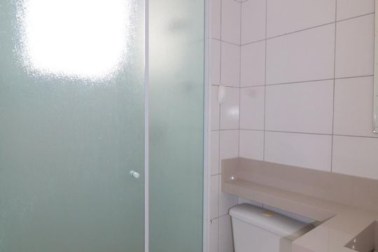 Banheiro de apartamento para alugar com 2 quartos, 50m² em Mooca, São Paulo