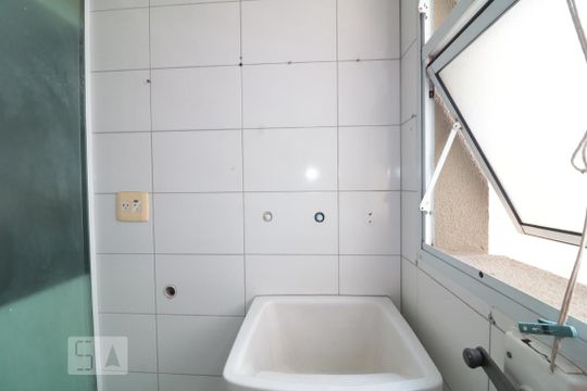 Area de serviço  - tanque de apartamento para alugar com 2 quartos, 50m² em Mooca, São Paulo