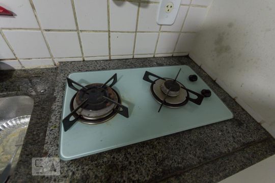 Sala/Cozinha de kitnet/studio para alugar com 1 quarto, 27m² em Setor de Habitações Individuais Norte, Brasília