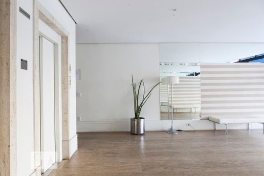 comum - Hall  de apartamento à venda com 1 quarto, 42m² em Vila Nova Conceição, São Paulo