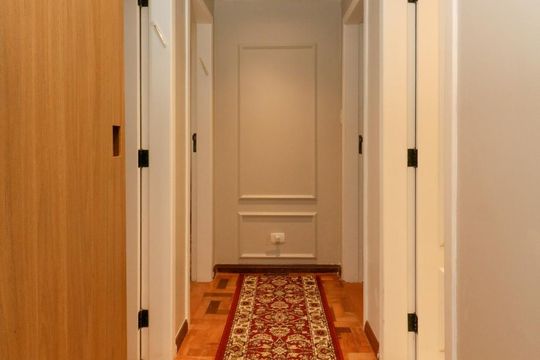 Corredor de apartamento para alugar com 3 quartos, 133m² em Jardim Paulista, São Paulo