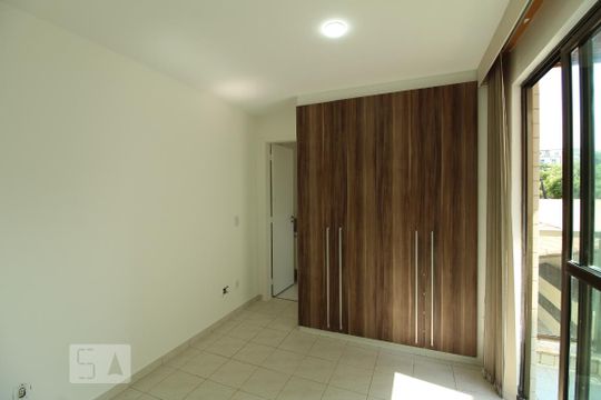 Suíte de apartamento para alugar com 2 quartos, 85m² em Recreio dos Bandeirantes, Rio de Janeiro