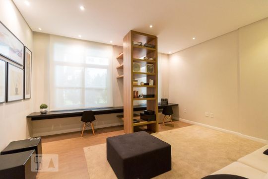 Sala de leitura de kitnet/studio à venda com 1 quarto, 38m² em Jardim Flor da Montanha, Guarulhos