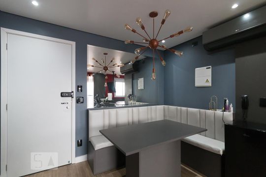 Sala de kitnet/studio à venda com 1 quarto, 38m² em Jardim Flor da Montanha, Guarulhos