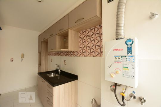 Cozinha de apartamento à venda com 2 quartos, 47m² em Parada de Lucas, Rio de Janeiro