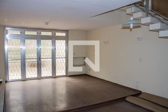 Casa para alugar com 5 quartos, 450m² em Méier, Rio de Janeiro