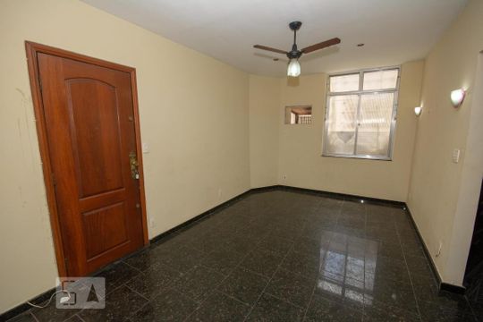 Apartamento para alugar com 2 quartos, 72m² em Catete, Rio de Janeiro