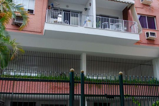 Fachada de apartamento para alugar com 2 quartos, 74m² em Botafogo, Rio de Janeiro