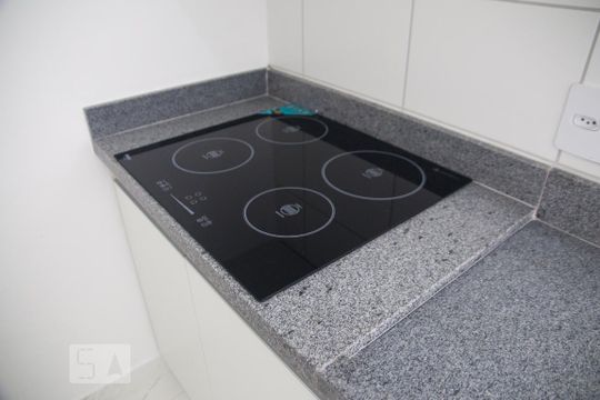 Detalhe cozinha de kitnet/studio para alugar com 1 quarto, 28m² em Bela Vista, São Paulo