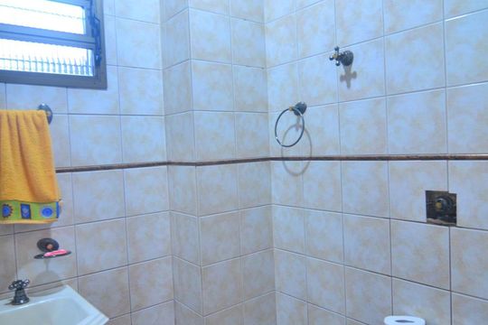 Lavabo de casa à venda com 5 quartos, 377m² em Niterói, Canoas