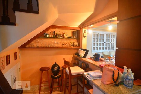 Bar de casa à venda com 5 quartos, 377m² em Niterói, Canoas