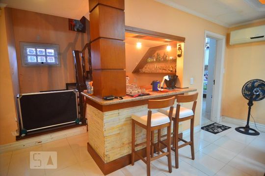 Bar de casa à venda com 5 quartos, 377m² em Niterói, Canoas