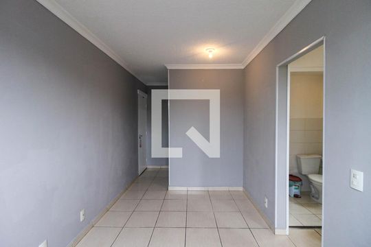 Sala de apartamento para alugar com 2 quartos, 45m² em Vila Alpina, São Paulo