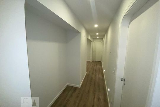 Corredor de apartamento à venda com 3 quartos, 293m² em Liberdade, São Paulo