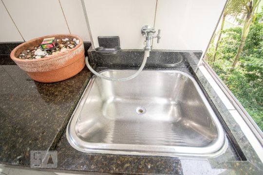 Área de Serviço de apartamento à venda com 2 quartos, 74m² em Jardim Leonor Mendes de Barros, São Paulo