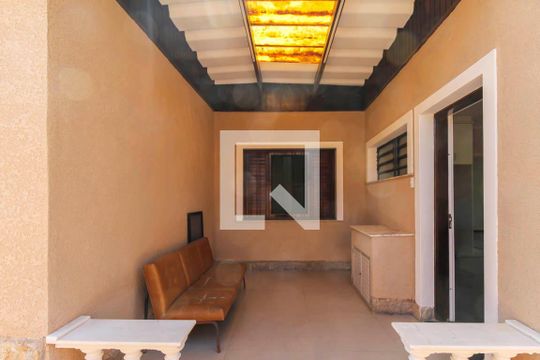 Área comum de casa à venda com 3 quartos, 200m² em Jardim Avelino, São Paulo
