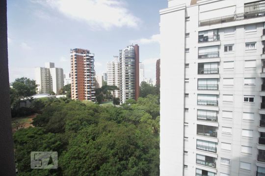 Vista da suíte de apartamento à venda com 2 quartos, 102m² em Vila Suzana, São Paulo