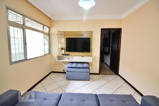 Sala  de casa à venda com 3 quartos, 256m² em Independência, São Bernardo do Campo