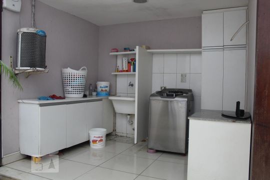 Área de Serviço de casa de condomínio para alugar com 6 quartos, 350m² em Recreio dos Bandeirantes, Rio de Janeiro