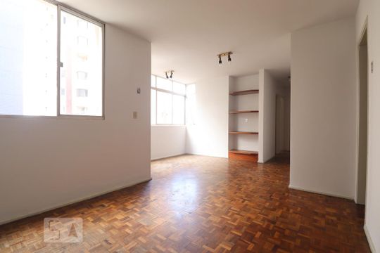Sala de apartamento para alugar com 2 quartos, 75m² em Setor Oeste, Goiânia