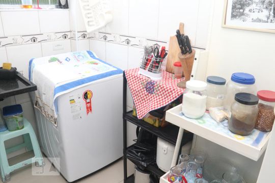 Cozinha de apartamento para alugar com 1 quarto, 68m² em Centro, São Vicente