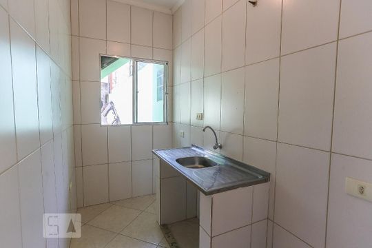 Cozinha de casa para alugar com 1 quarto, 30m² em Jardim Esmeralda, São Paulo