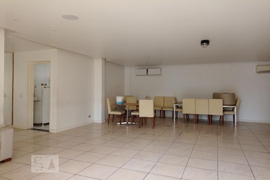 Área comum - Salão de festas de apartamento à venda com 2 quartos, 49m² em Anil, Rio de Janeiro