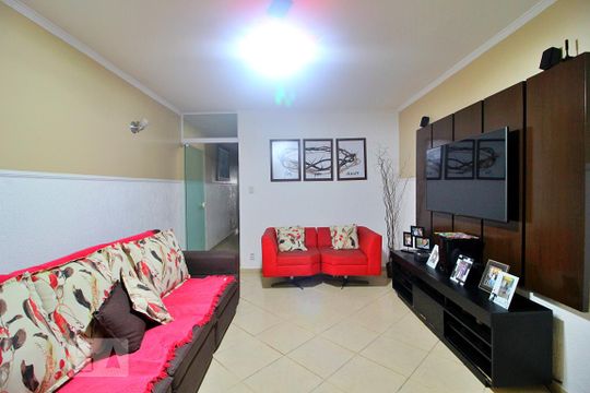 Sala de casa para alugar com 3 quartos, 241m² em Utinga, Santo André